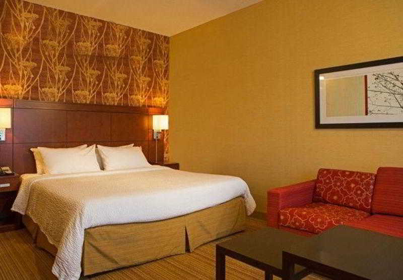 Courtyard By Marriott Boston Norwood/Canton Екстер'єр фото