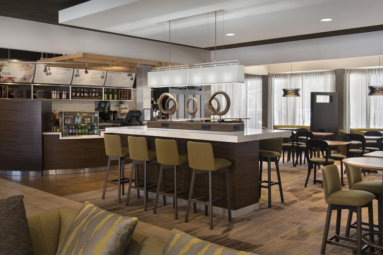 Courtyard By Marriott Boston Norwood/Canton Екстер'єр фото